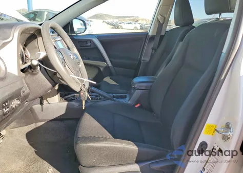 2016 Toyota Rav4 Le z USA, uszkodzony, nr VIN 2T3BFREV8GW505404